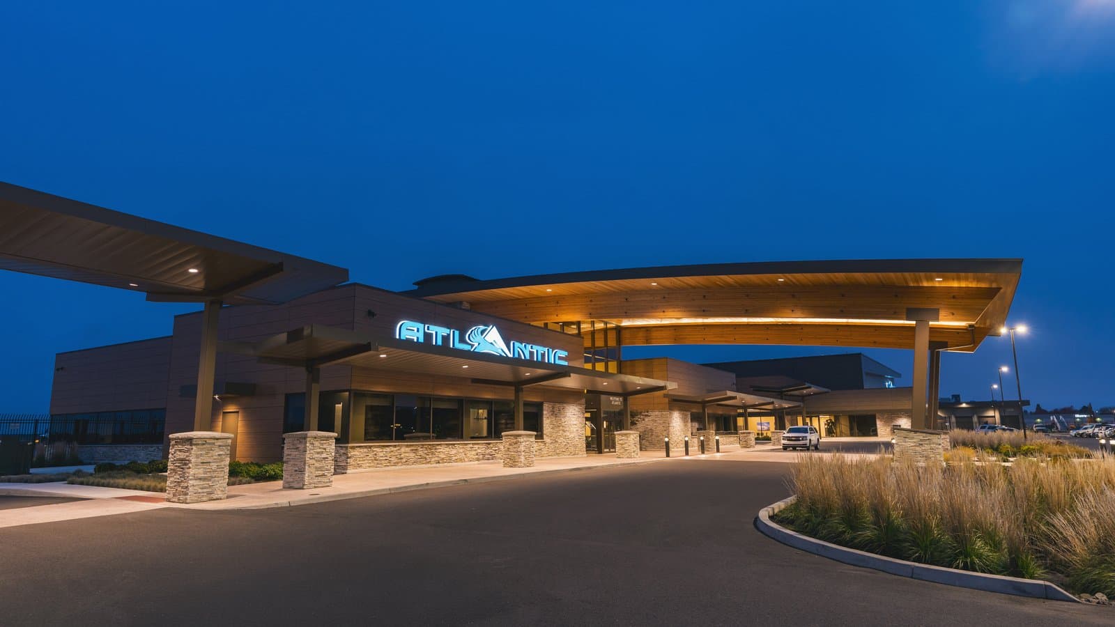 Atlantic Aviation — Fixed Base Operator Campus