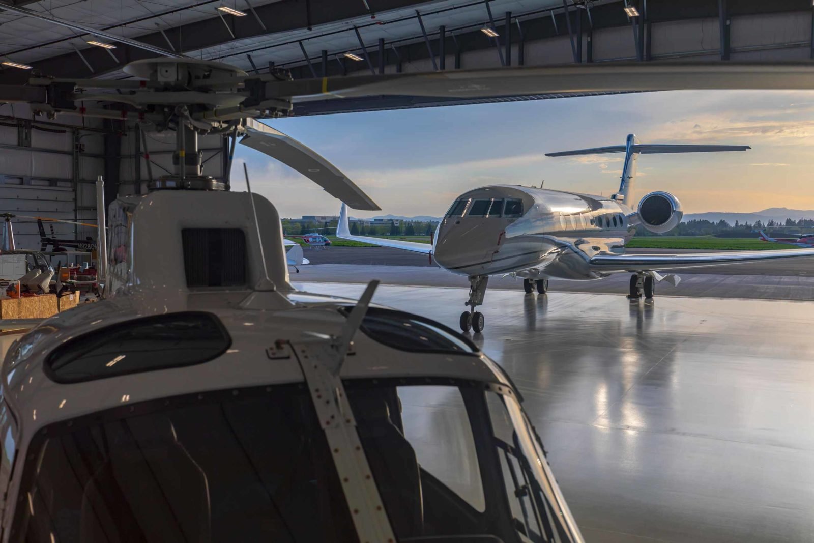 hillsboro-aviation-fbo-carousel-aircraft-detailing-small-1600x1067